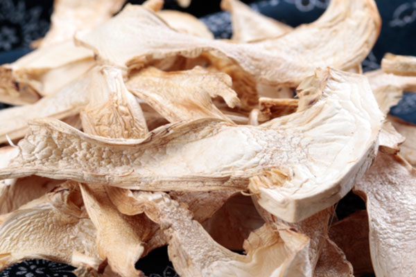 泡干松茸的水還要嗎