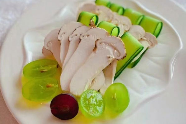 松茸青瓜刺身怎么做好吃，松茸刺身要不要過水