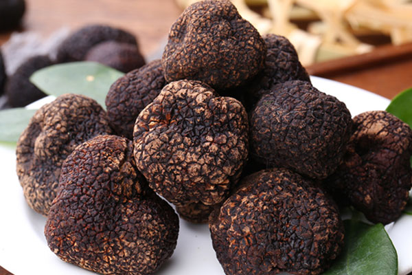 黑松露能炒著吃嗎 黑松露能炒著吃嗎