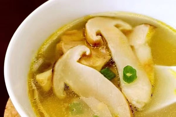 松茸雞湯什么時候放鹽好