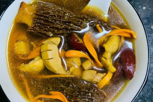 羊肚菌紅棗豬腰湯的做法，要不要焯水