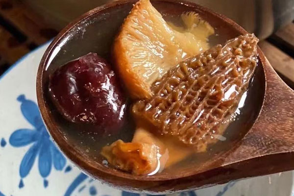 羊肚菌猴頭菇湯的營養(yǎng)價值 羊肚菌猴頭菇湯的營養(yǎng)價值