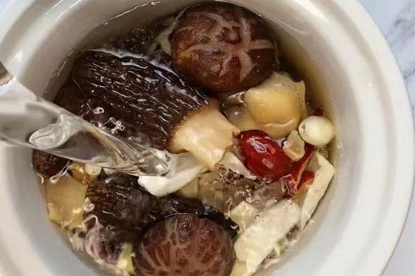 羊肚菌干貝花菇湯的做法，有哪些功效作用