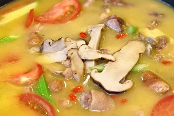 松茸切片燉湯好還是整個燉湯好