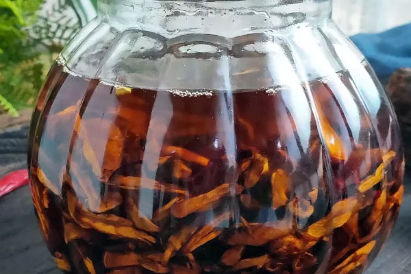 做松茸油選什么樣的松茸 做松茸油選什么樣的松茸