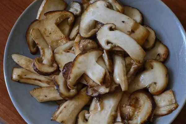 煎新鮮松茸的火候，松茸吃不完可以冷凍嗎