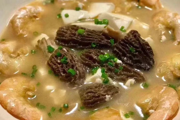 羊肚菌豆腐鮮蝦湯怎么做好喝，有哪些食用禁忌