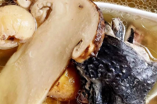 松茸板栗烏雞湯的做法，有哪些食用禁忌