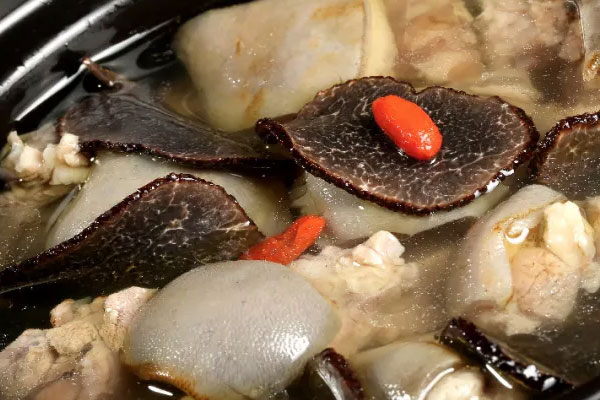 煮松露湯用什么鍋最好 煮松露湯用什么鍋最好