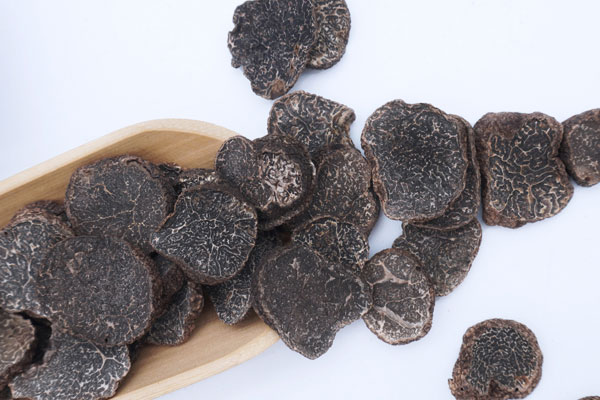 吃完黑松露會頭暈嗎，豬拱菌和黑松露的區(qū)別