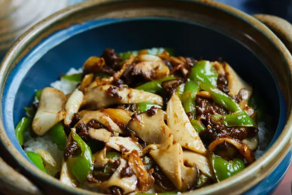 蔥油牛肝菌煲仔飯的做法，有哪些做法竅門