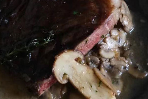 松茸搭配什么煮湯好 松茸搭配什么煮湯好