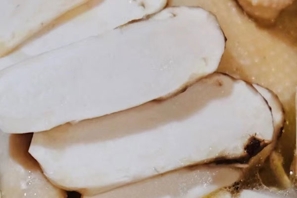 松茸煮湯可以搭配蔬菜嗎