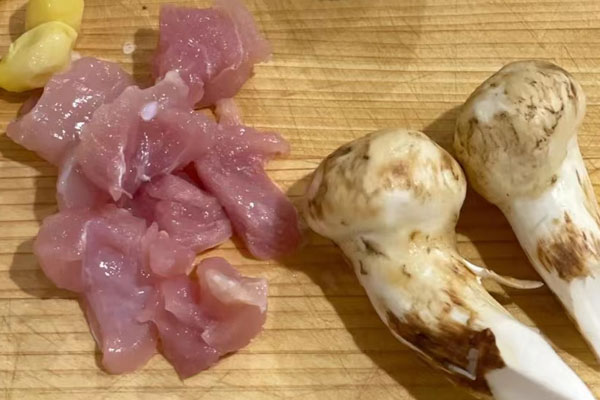 松茸銀杏土瓶蒸的食用禁忌 松茸銀杏土瓶蒸的食用禁忌