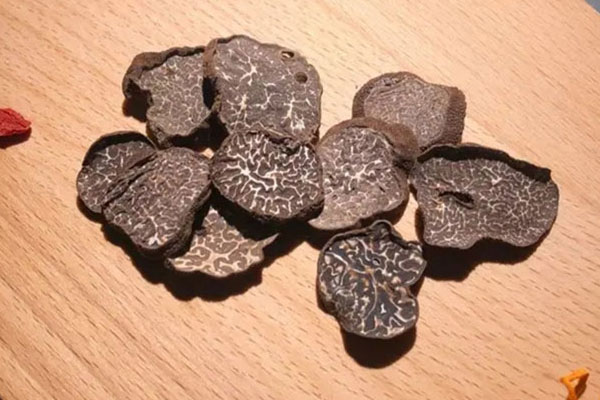 松露泡水一次放多少，松露泡水喝禁忌