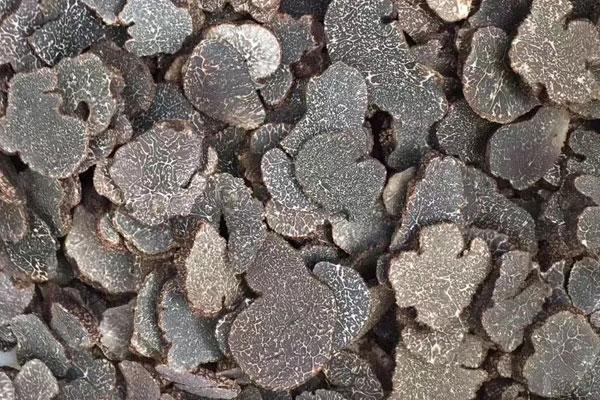 黑松露霸王花排骨湯的營養(yǎng)價值