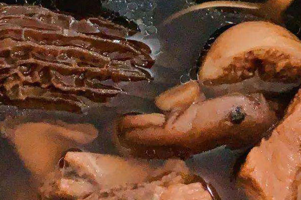 羊肚菌排骨湯的功效作用