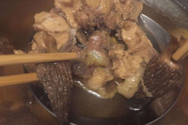 羊肚菌燉排骨還能放什么菜 羊肚菌燉排骨還能放什么菜