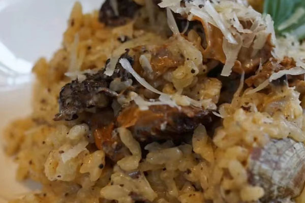 羊肚菌蛤蜊松露醬燉飯的做法，有哪些功效作用