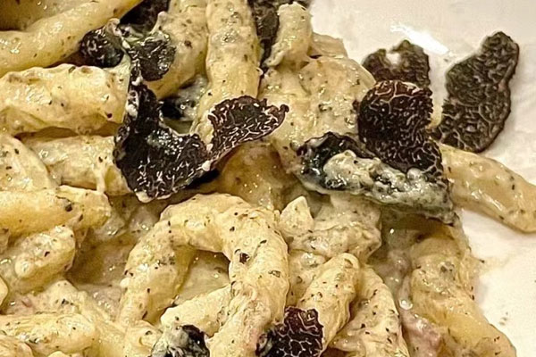 松露真的好吃嗎，兩歲寶寶可以吃黑松露嗎