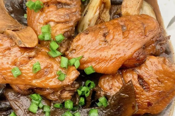 牛肝菌紅燒雞翅的食用禁忌 牛肝菌紅燒雞翅的食用禁忌