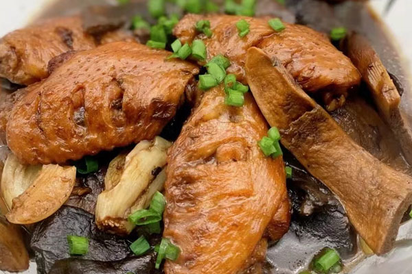 牛肝菌紅燒雞翅的做法，有哪些功效作用