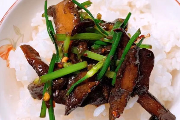 牛肝菌炒春韭的食用禁忌 牛肝菌炒春韭的食用禁忌