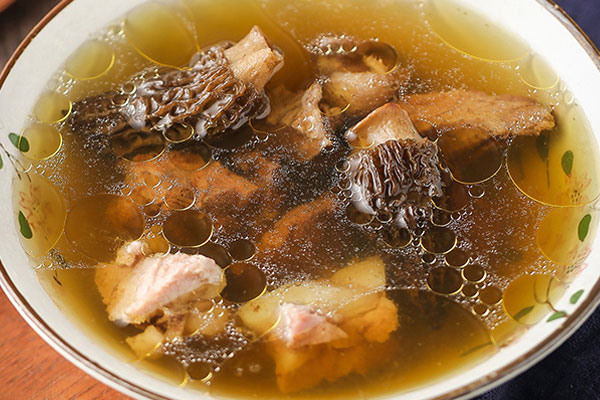 羊肚菌燉湯最佳做法，孕期能吃羊肚菌燉湯嗎