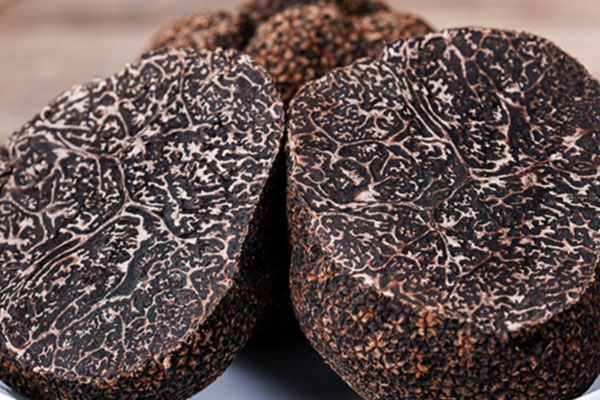 黑松露泡水的方法 黑松露泡水的方法