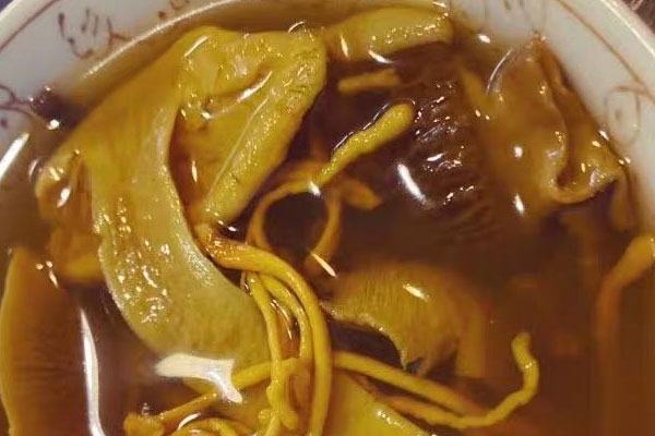 松茸蟲草花平菇湯怎么做好吃，有哪些功效作用