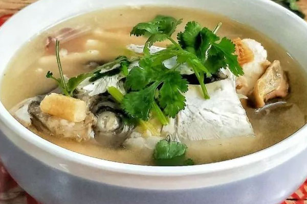 牛肝菌黨參魚頭湯的做法，有哪些功效作用