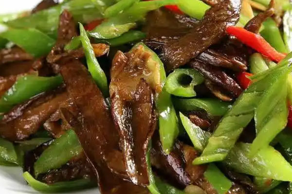 牛肝菌中間軟了可以吃嗎 牛肝菌中間軟了可以吃嗎