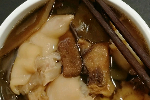 牛肝菌海帶豬腳湯的做法，有哪些功效作用