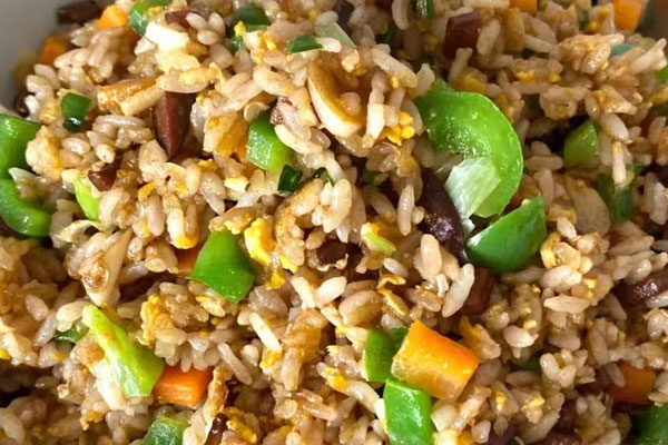 鮮牛肝菌蛋炒飯?jiān)趺醋龊贸?，有哪些營(yíng)養(yǎng)價(jià)值