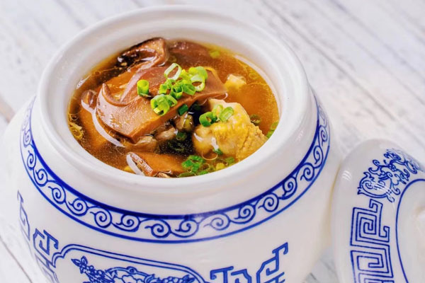 牛肝菌雜菌無花果雞湯的做法，有哪些營(yíng)養(yǎng)價(jià)值