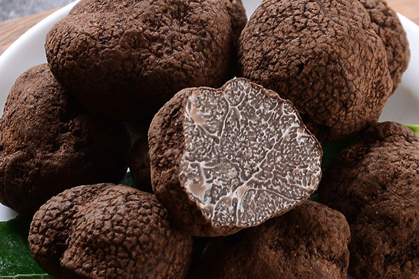 黑松露瑤柱雞肉粥的營養(yǎng)價(jià)值 黑松露瑤柱雞肉粥的營養(yǎng)價(jià)值