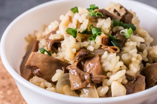 牛肝菌洋蔥燜飯怎么做好吃，有哪些功效作用