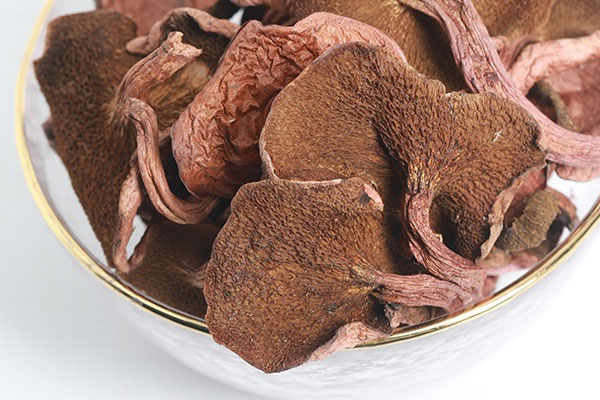 紅乳牛肝菌泡椒炒雞雜的功效作用 紅乳牛肝菌泡椒炒雞雜的功效作用