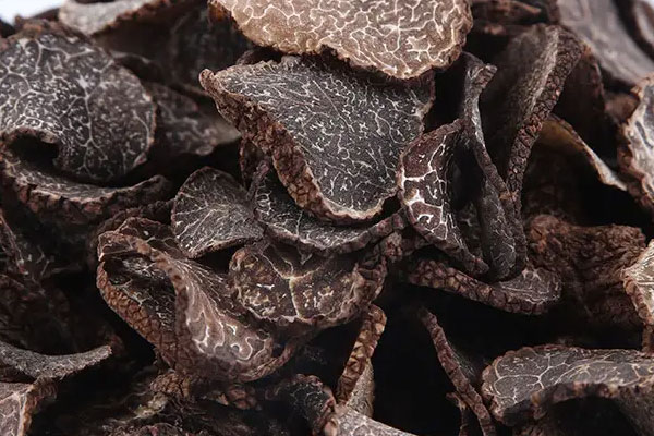 黑松露淮山玉竹清燉雞的食用禁忌 黑松露淮山玉竹清燉雞的食用禁忌