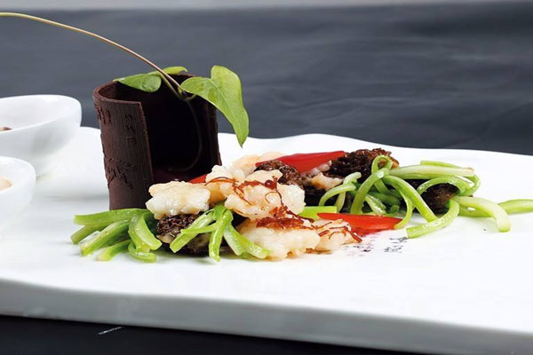 羊肚菌芹菜炒蝦滑怎么做好吃，有哪些功效作用