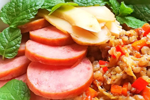 松茸紅腸薄荷飯?jiān)趺醋龊贸裕心男┕πё饔? title=