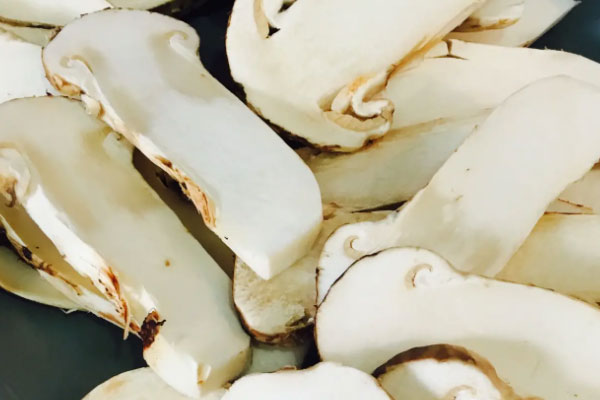 松茸沙拉焗扇貝的食用禁忌 松茸沙拉焗扇貝的食用禁忌