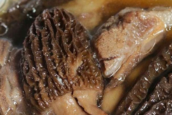 羊肚菌雪梨骨頭湯的做法，有哪些功效作用