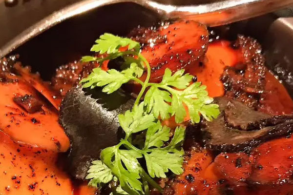 黑松露鮑魚紅燒肉的功效作用 黑松露鮑魚紅燒肉的功效作用