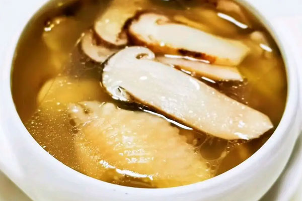 新鮮松茸的簡(jiǎn)單吃法 新鮮松茸的簡(jiǎn)單吃法