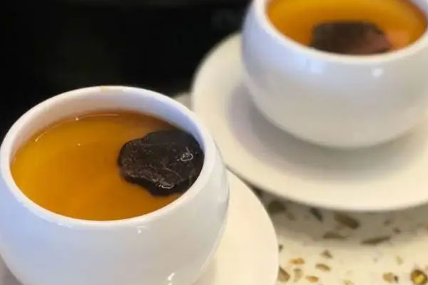 蕁麻疹能喝黑松露菌湯嗎 蕁麻疹能喝黑松露菌湯嗎