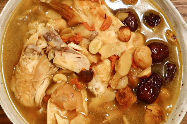 肺炎可以吃松茸嗎，痛經(jīng)可以吃松茸嗎