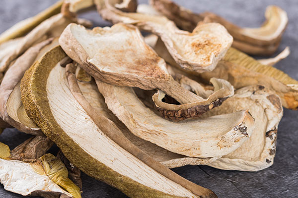 牛肝菌雞肉湯的功效作用 牛肝菌雞肉湯的功效作用