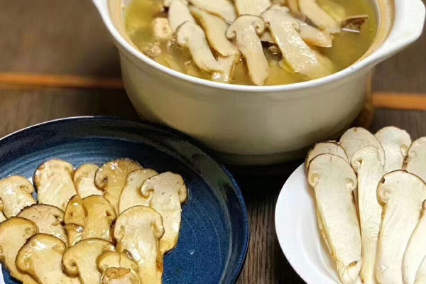 脾胃虛寒能吃松茸嗎 脾胃虛寒能吃松茸嗎