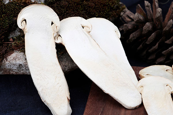 凍干松茸過了保質(zhì)期還能吃嗎，凍干松茸好還是新鮮松茸好